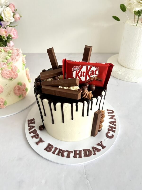 Chocolate Kitkat Cake