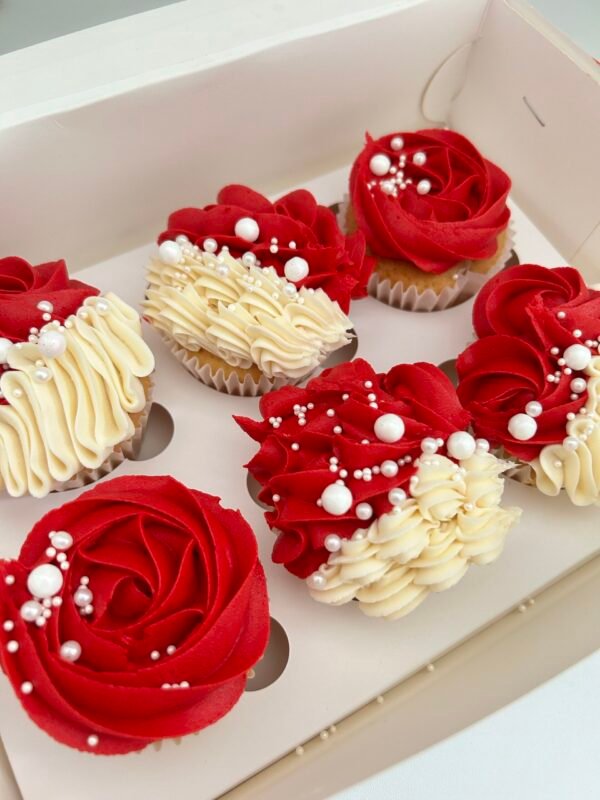 Red and white cupcakes set of 6