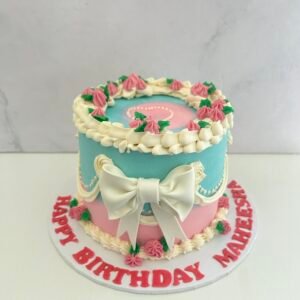 img_6581 Victorian buttercream dual tone cake