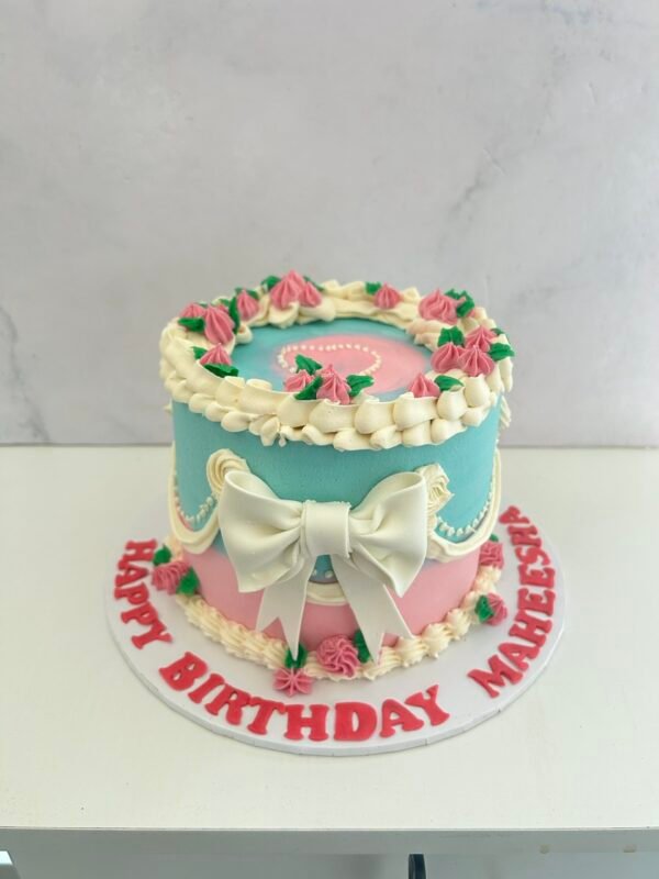Victorian buttercream dual tone cake