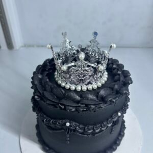 img_8666 Victorian black Buttercream cake